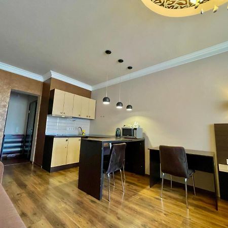 Apartment Elegant Киев Экстерьер фото